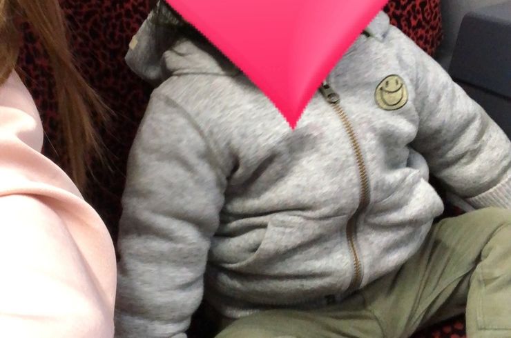 つり革もって大人気分